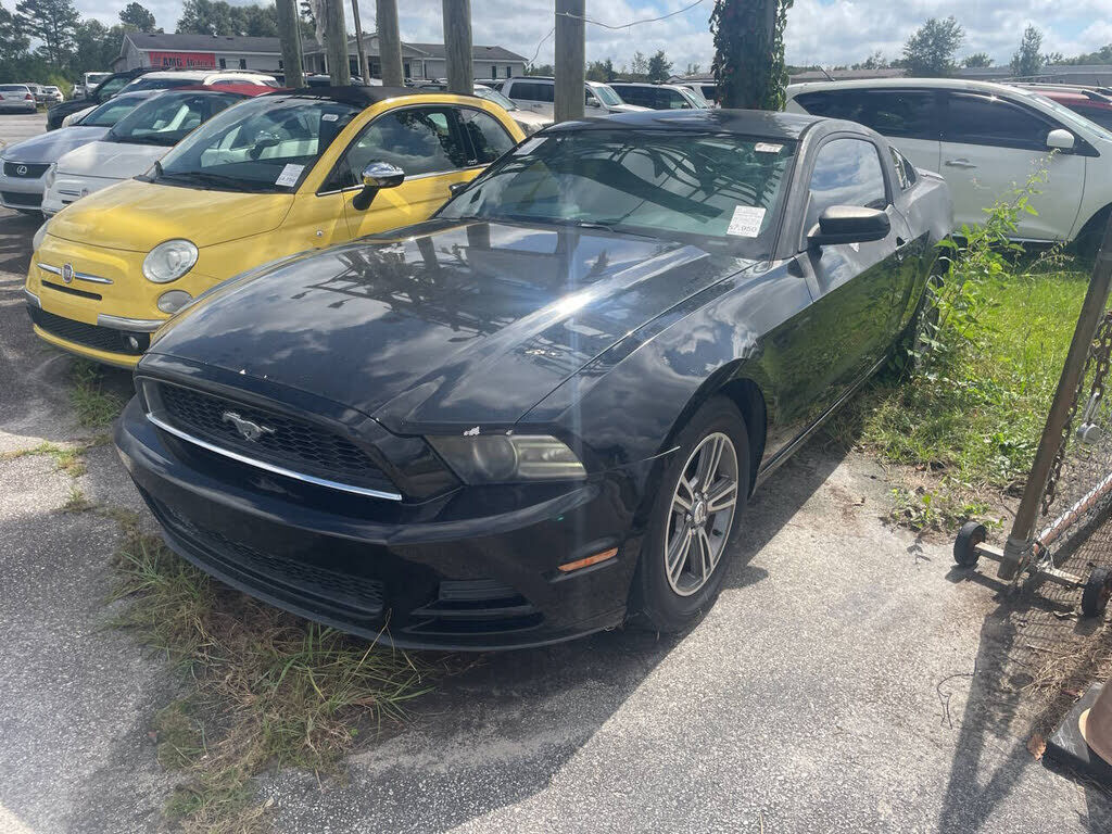 2013 FORD Mustang