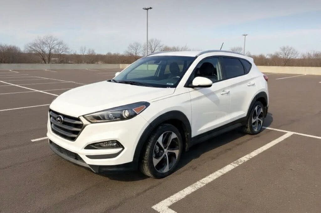 2016 HYUNDAI Tucson