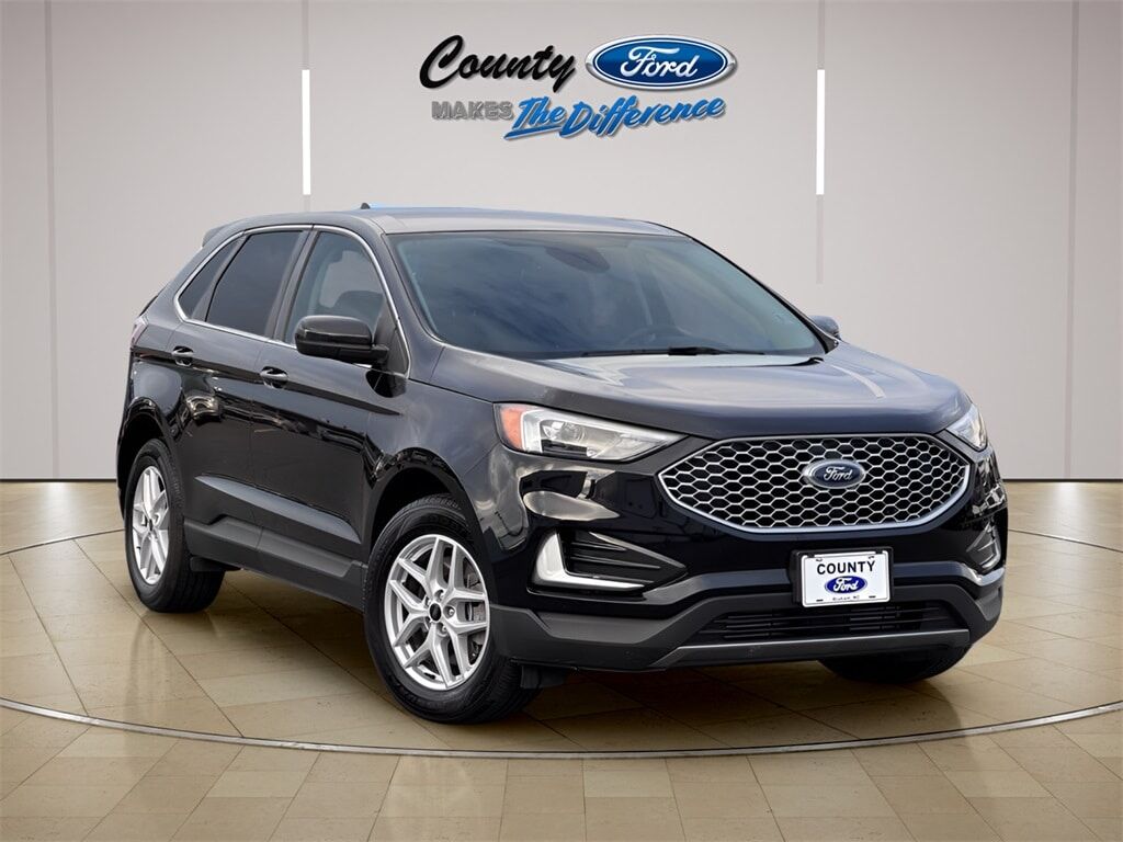 2023 FORD Edge