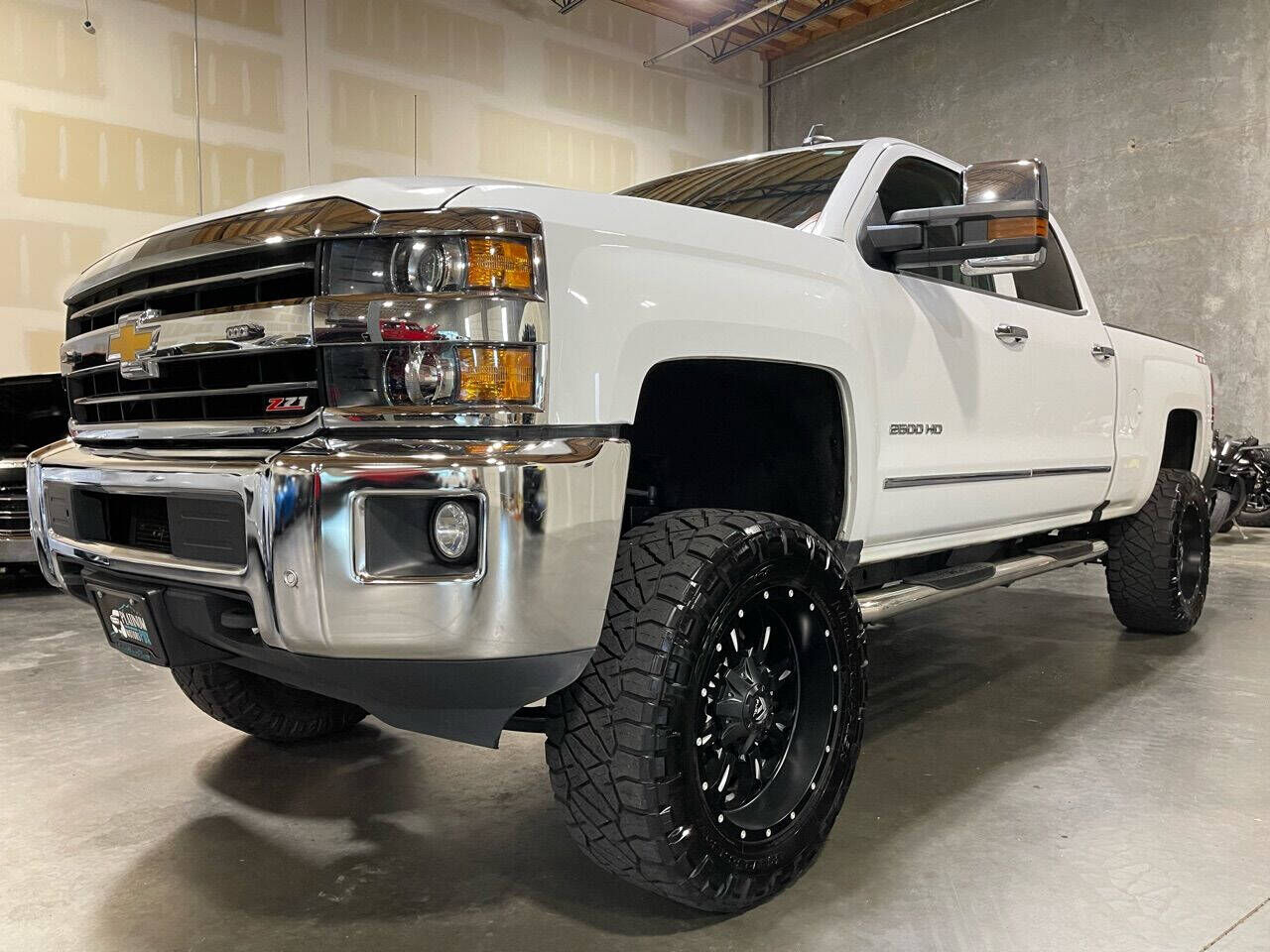 2018 CHEVROLET Silverado