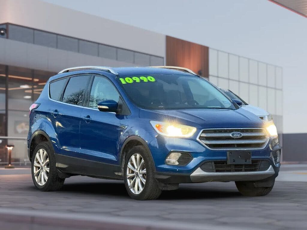 2017 FORD Escape