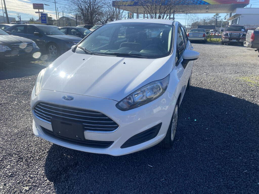2017 FORD Fiesta