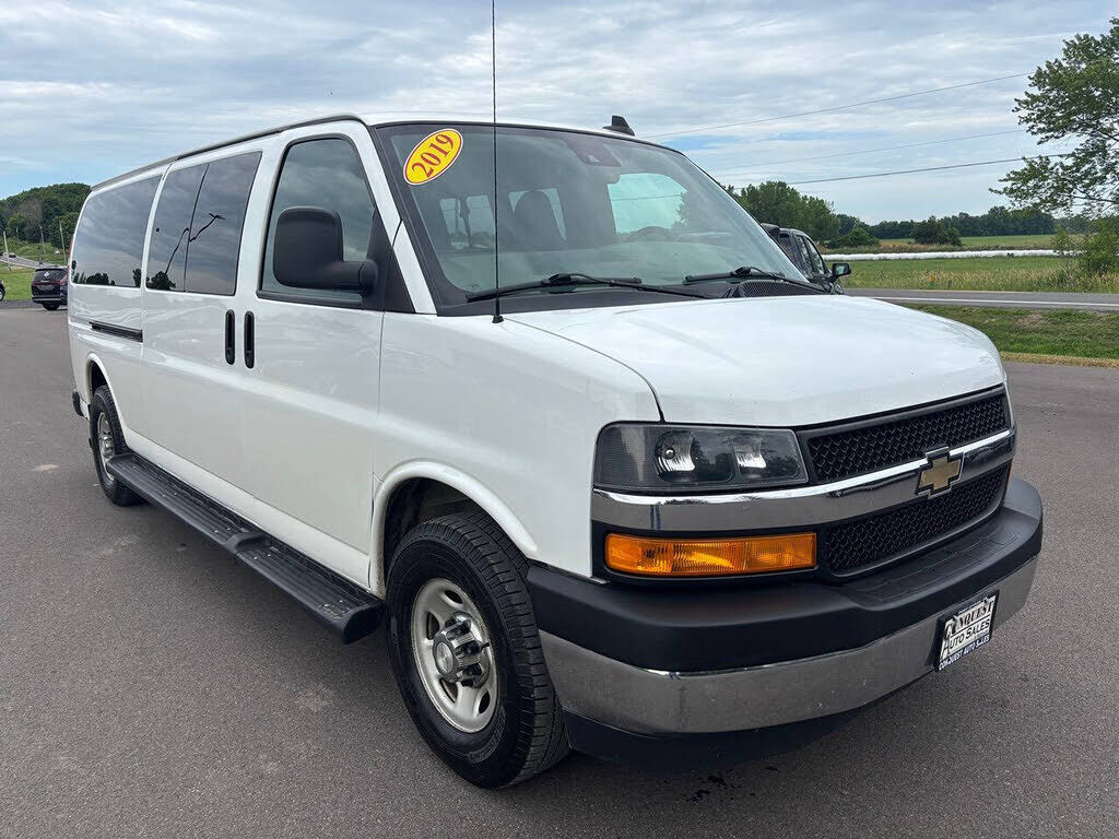 2019 CHEVROLET Express