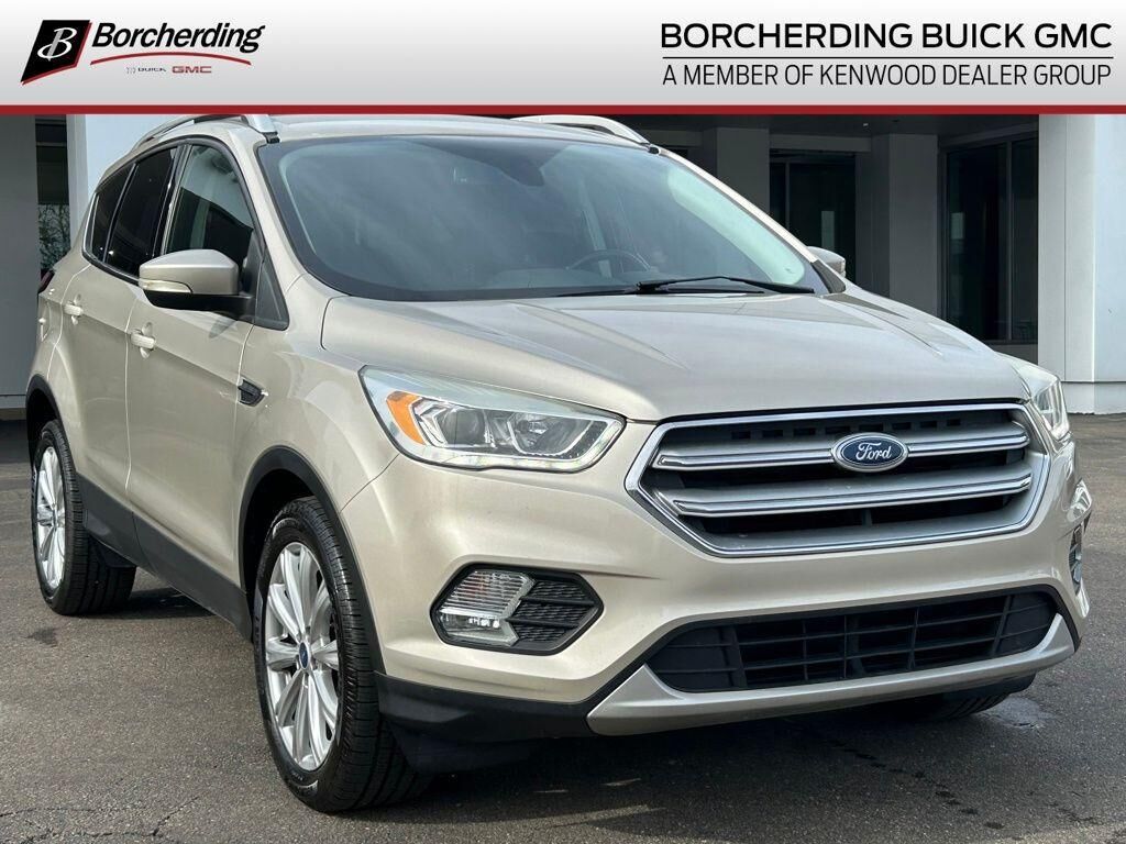 2017 FORD Escape