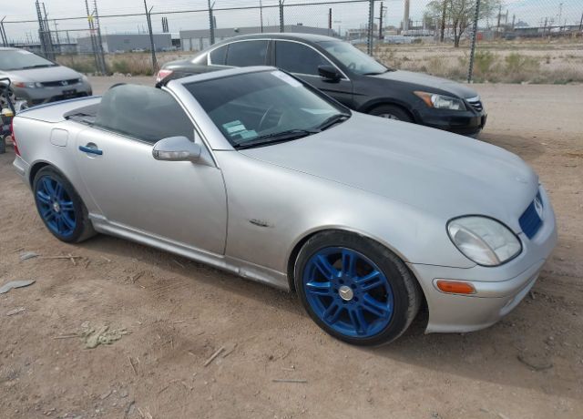 2004 MERCEDES-BENZ SLK-Class
