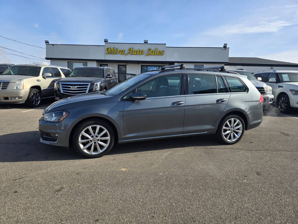 2016 VOLKSWAGEN Golf SportWagen