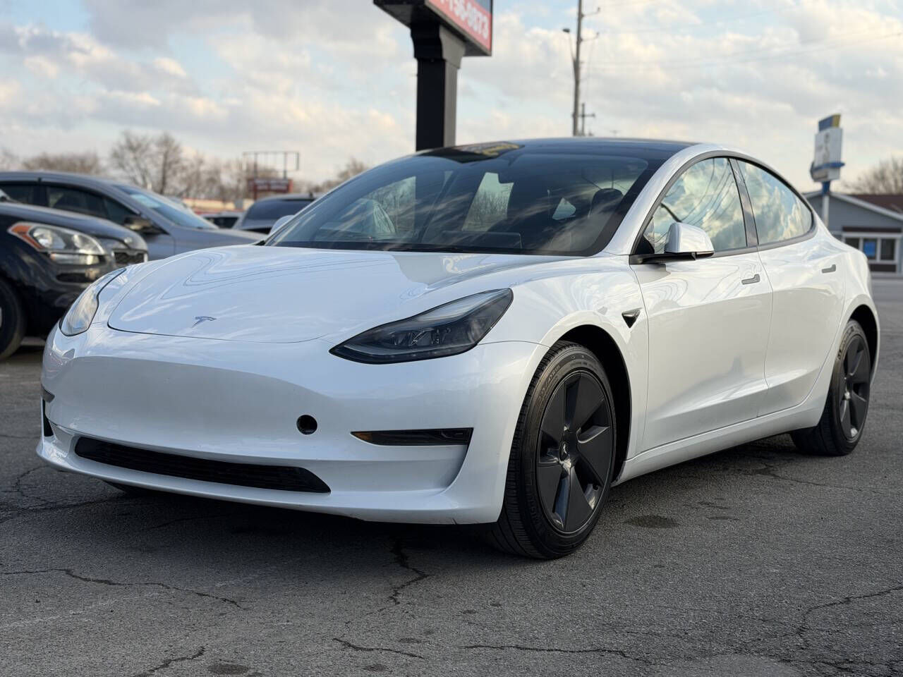 2023 TESLA Model 3