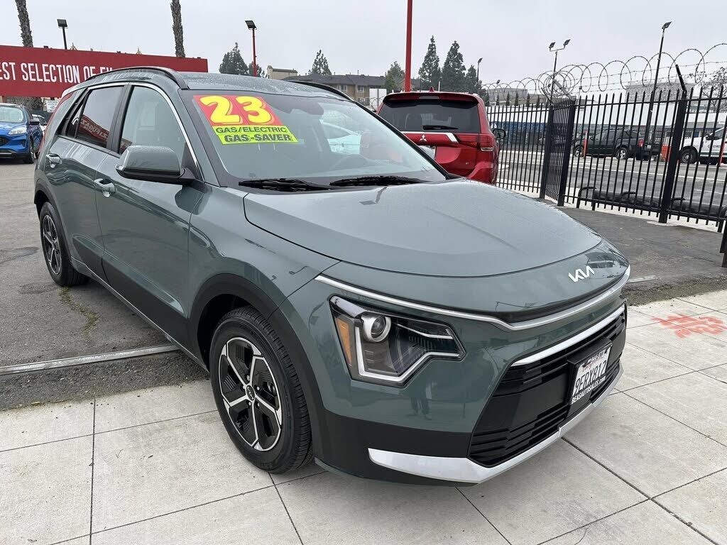 2023 KIA Niro