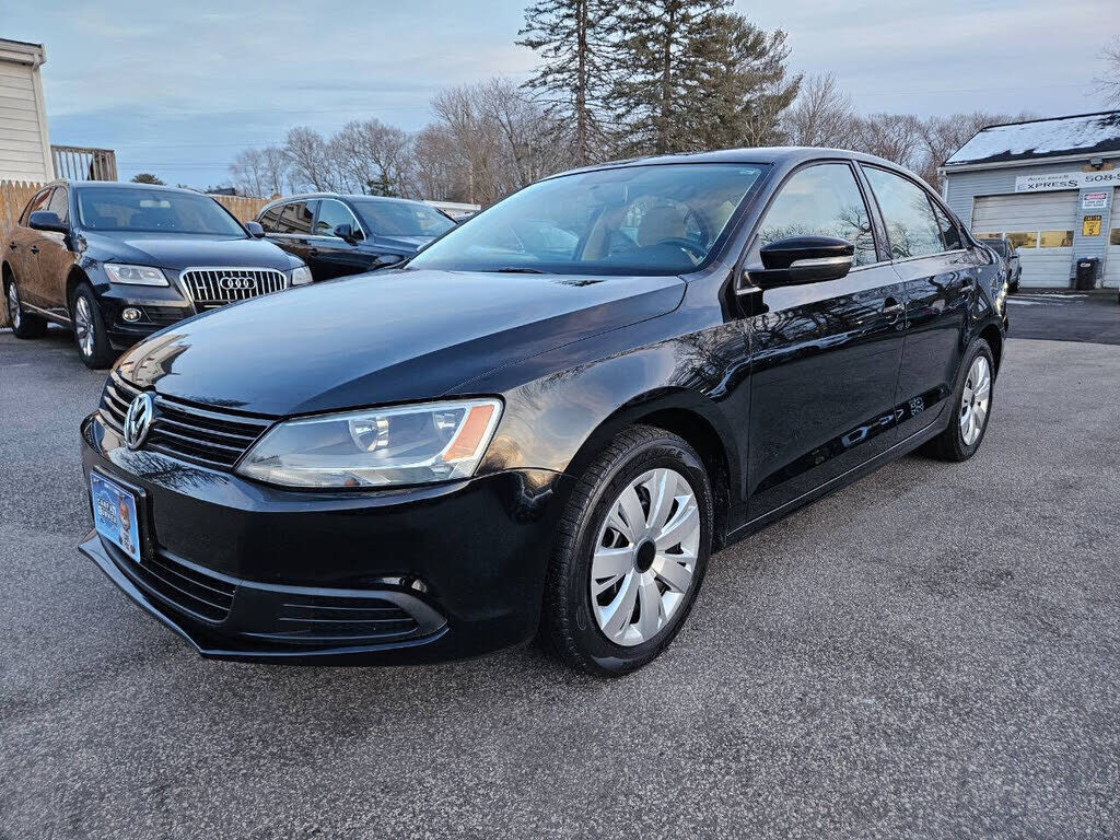 2012 VOLKSWAGEN Jetta