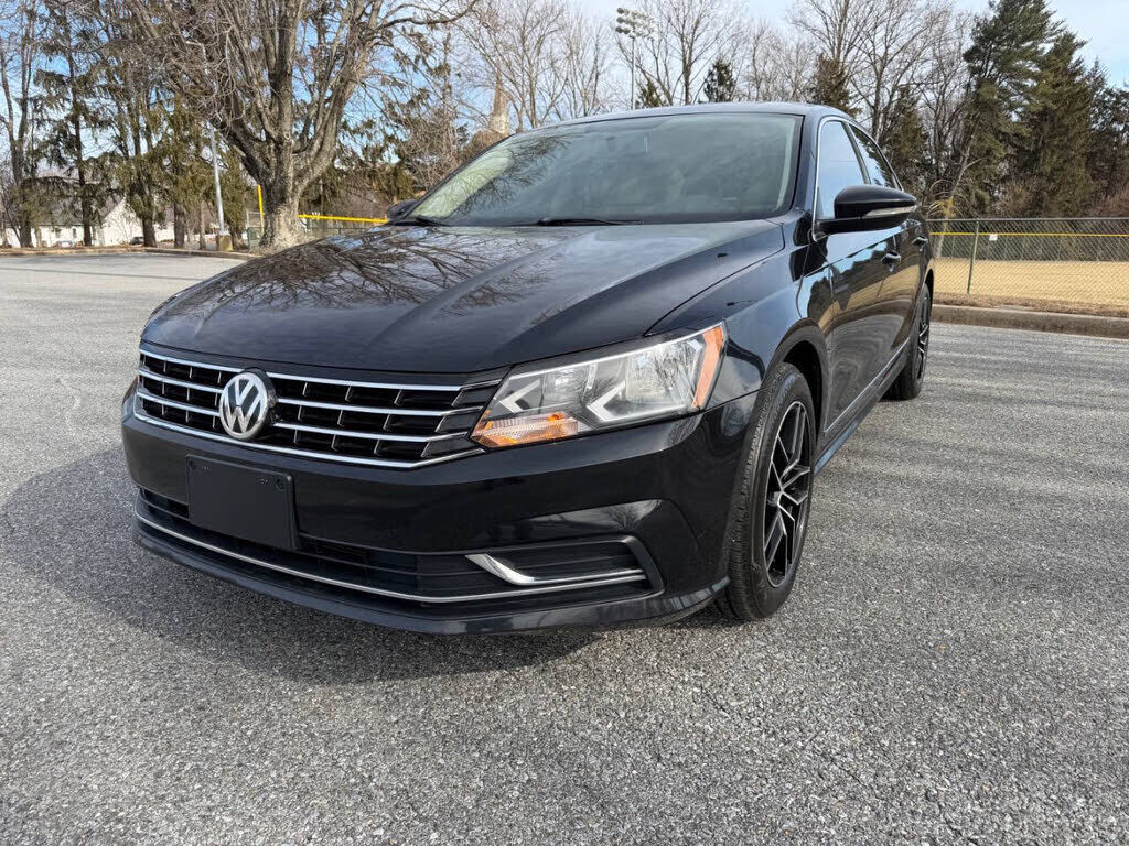2017 VOLKSWAGEN Passat