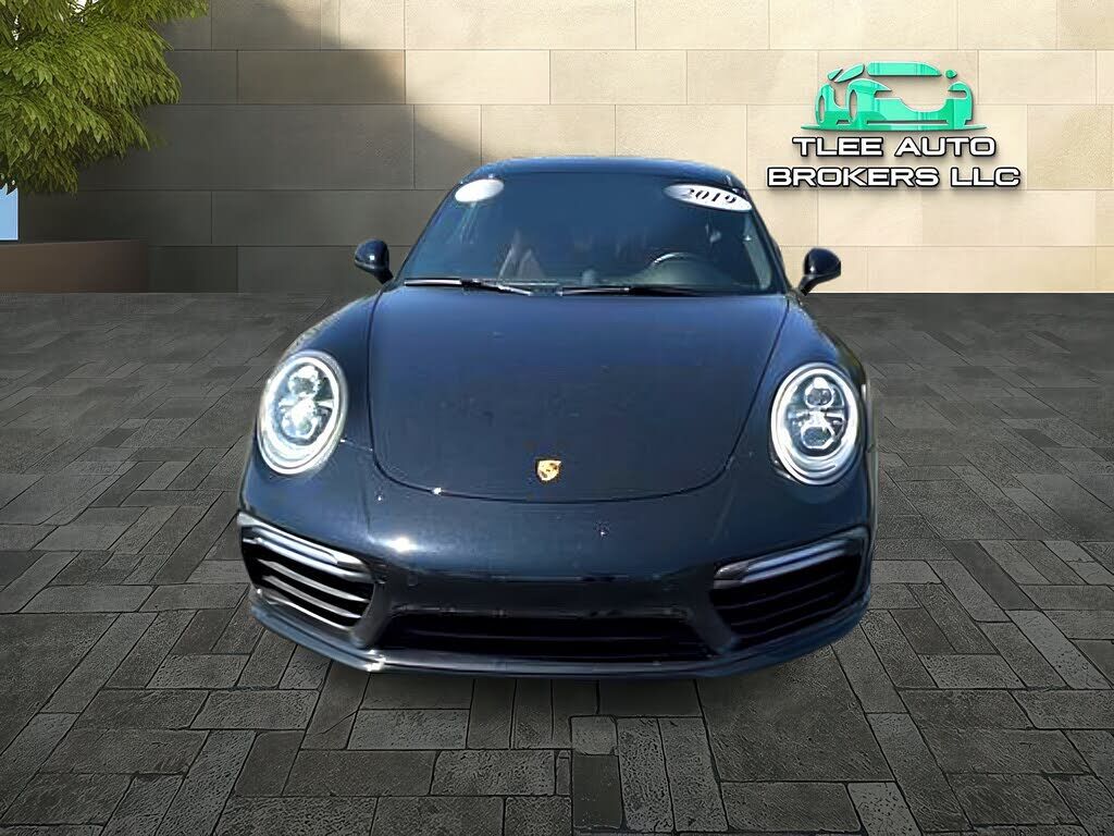 2019 PORSCHE 911