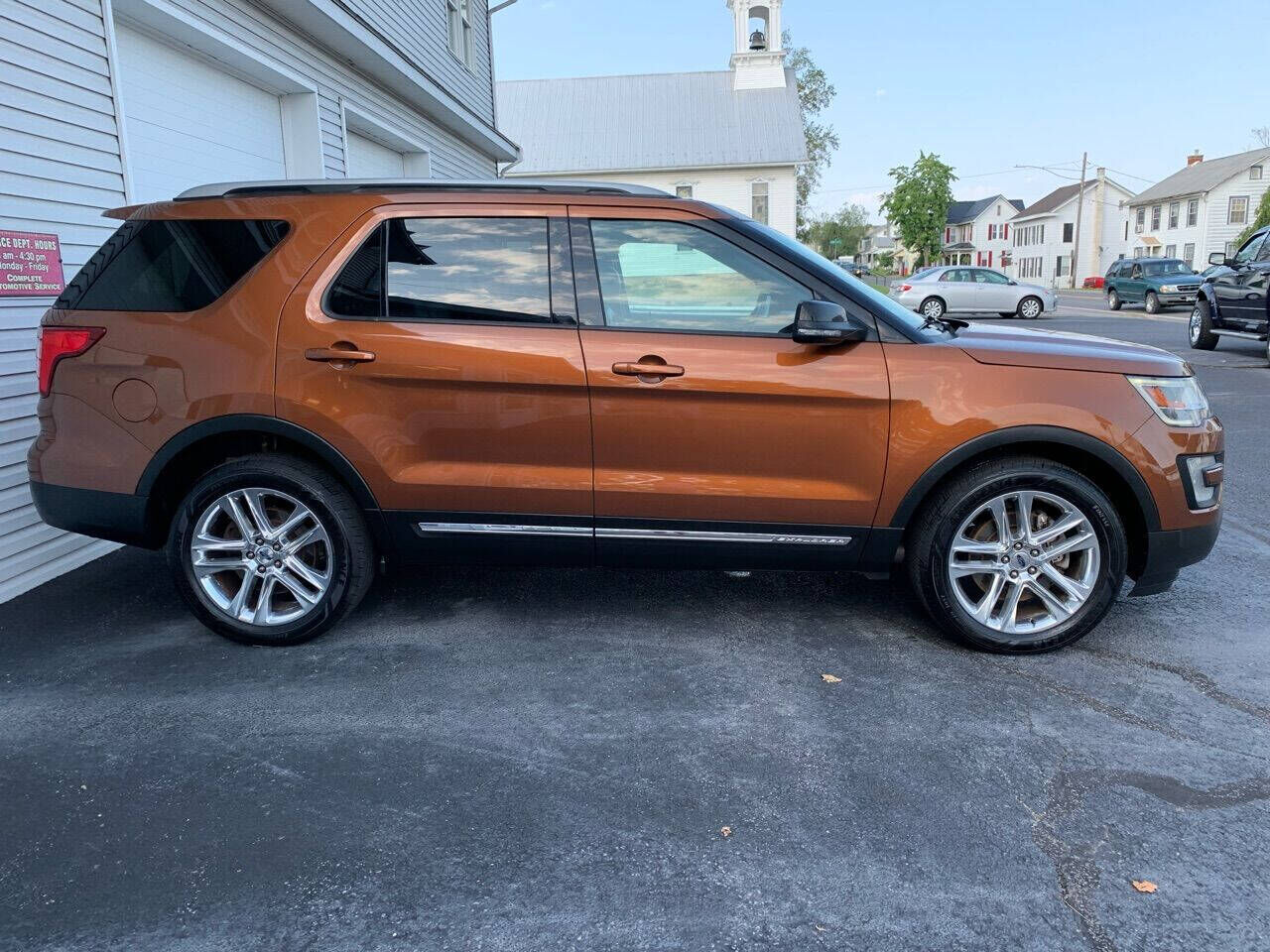 2017 FORD Explorer