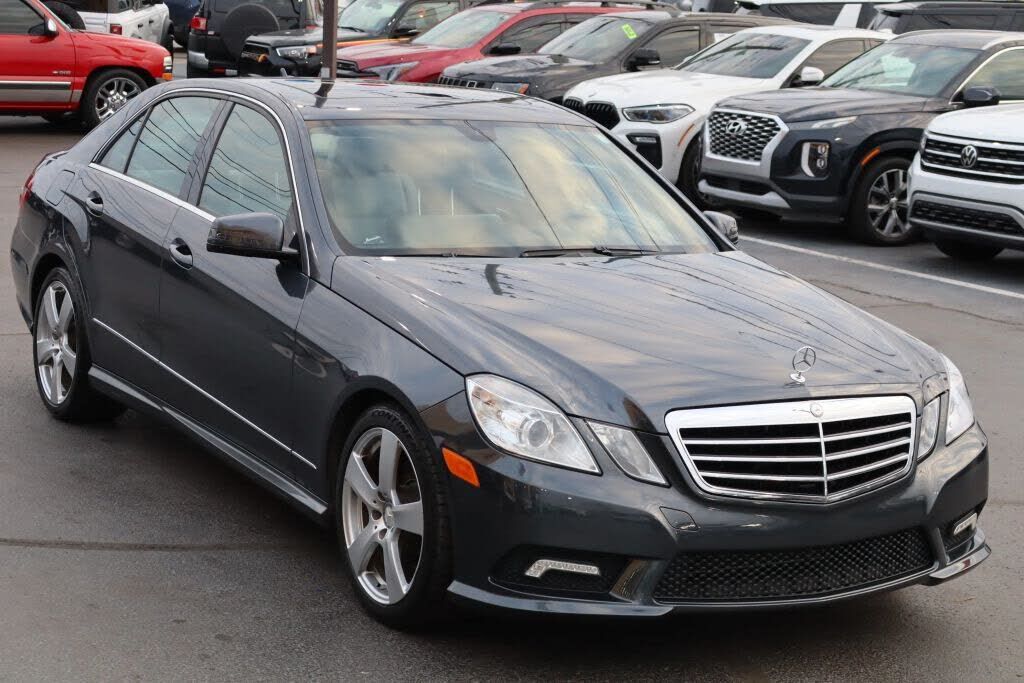 2011 MERCEDES-BENZ E-Class