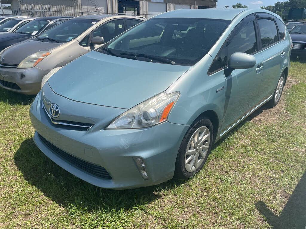 2013 TOYOTA Prius