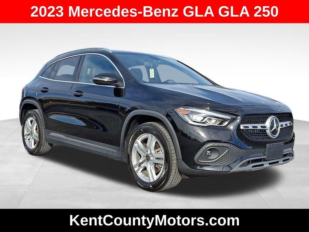 2023 MERCEDES-BENZ GLA-Class