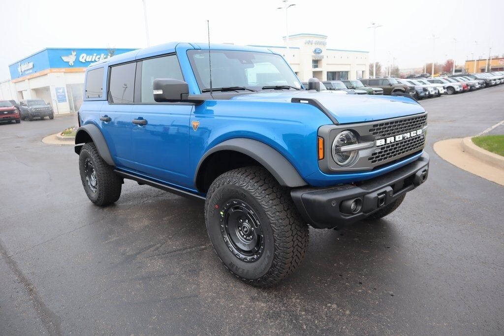 2025 FORD Bronco