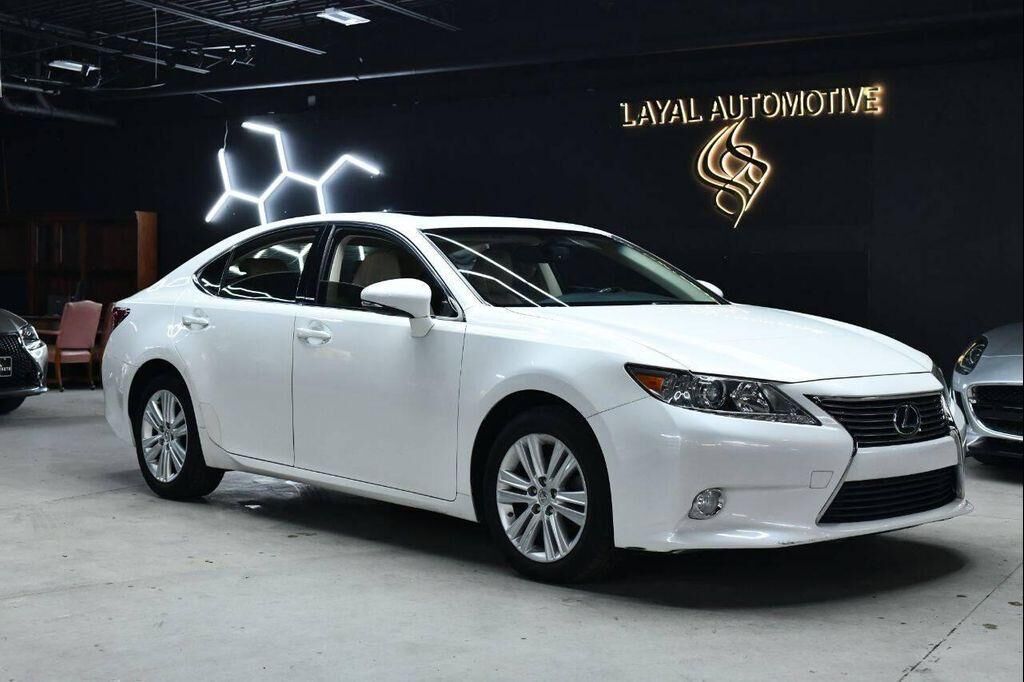 2015 LEXUS ES