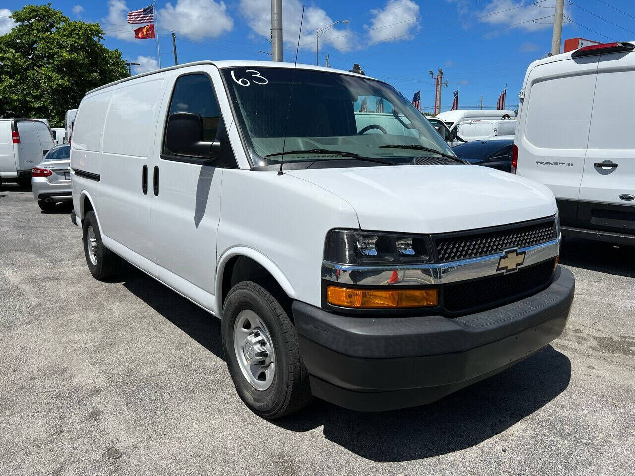 2020 CHEVROLET Express
