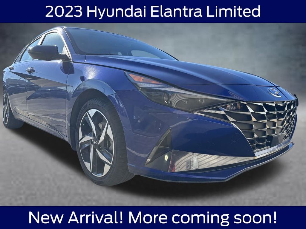 2023 HYUNDAI Elantra