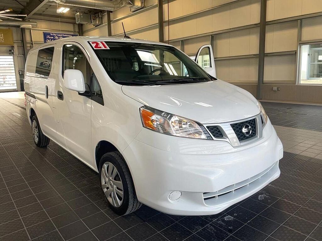 2021 NISSAN NV200