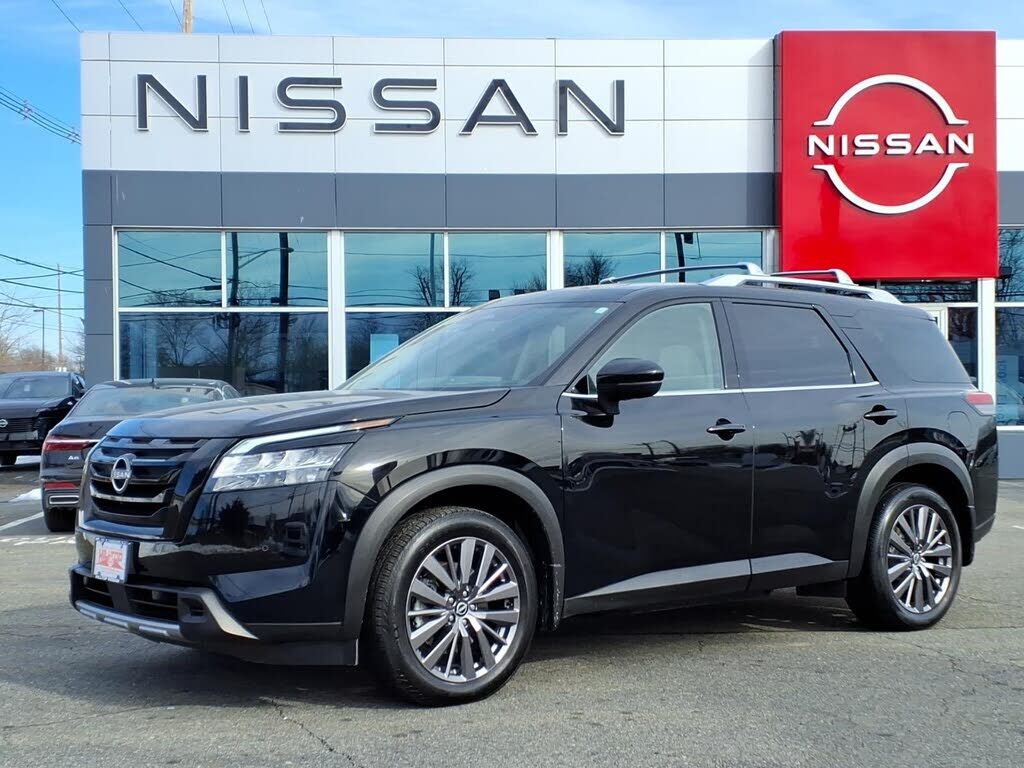 2023 NISSAN Pathfinder