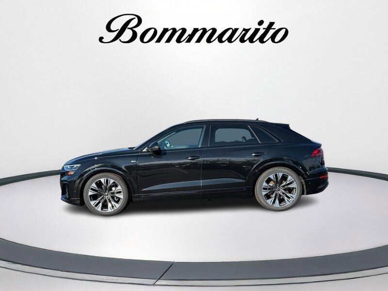 2026 Audi Q8