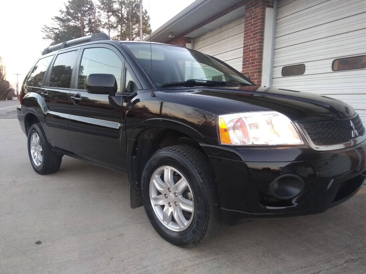 2010 MITSUBISHI Endeavor