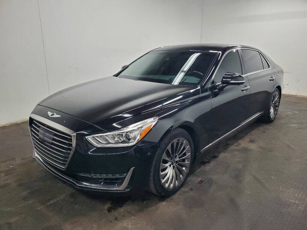 2017 GENESIS G90