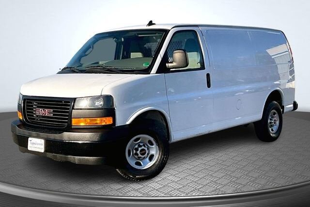 2023 GMC Savana