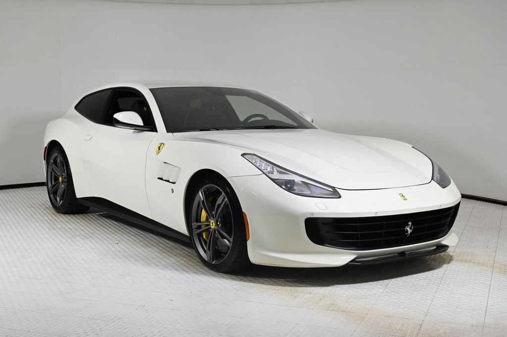 2018 FERRARI GTC4Lusso
