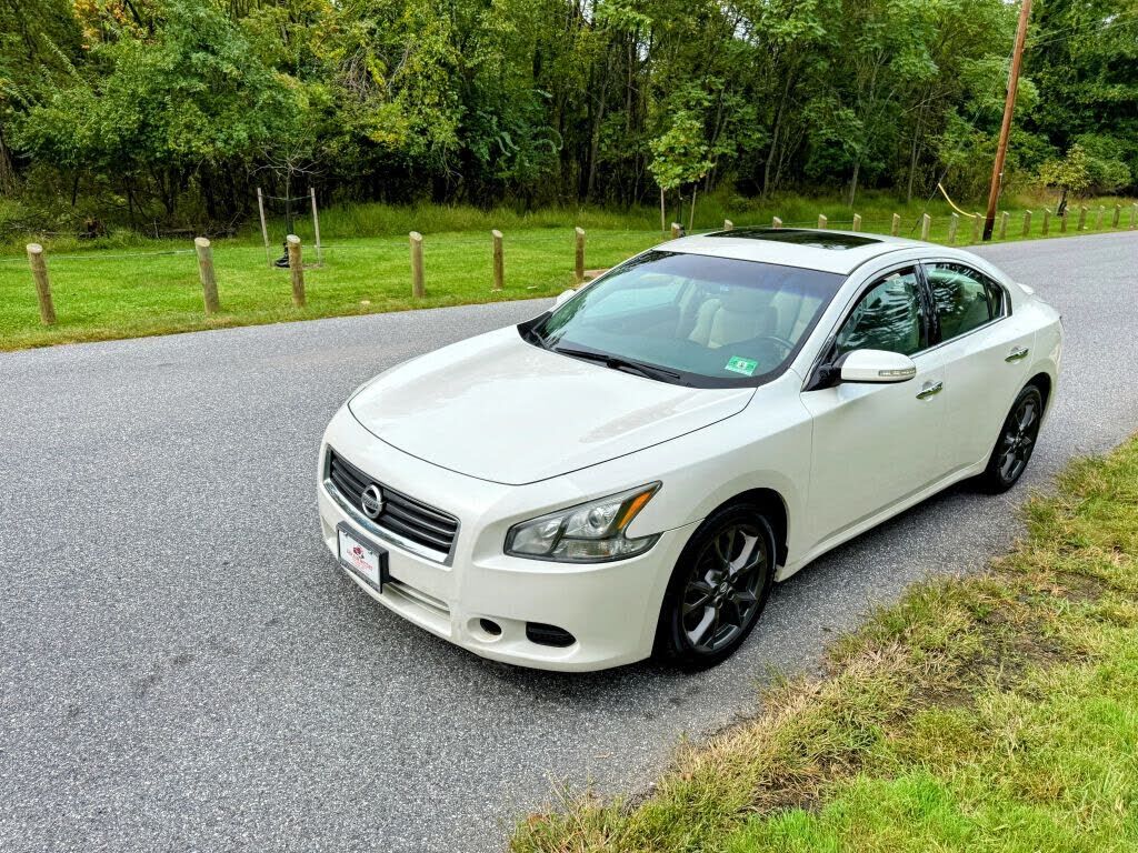 2014 NISSAN Maxima