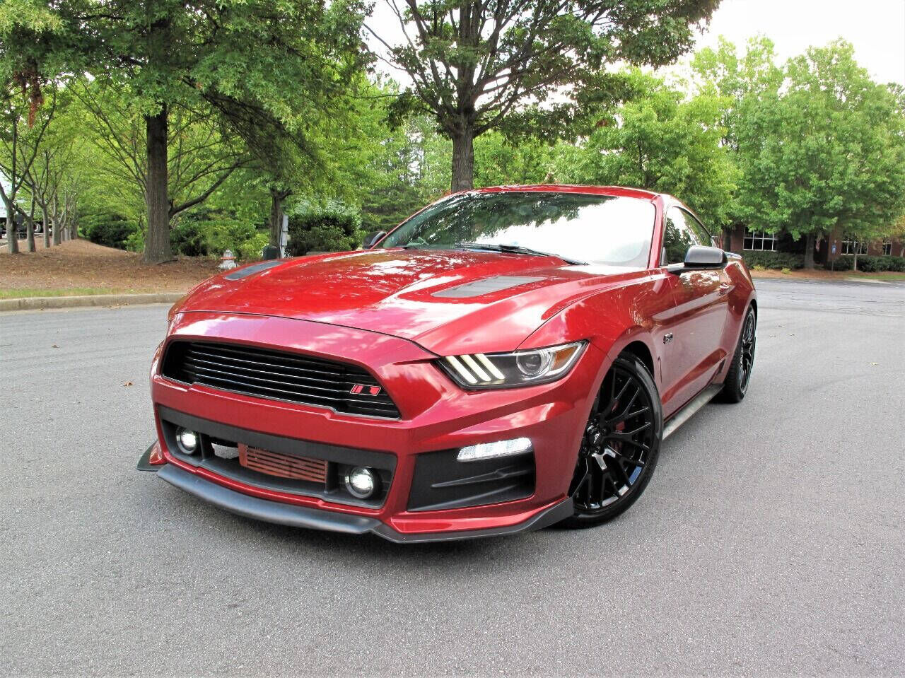 2017 FORD Mustang