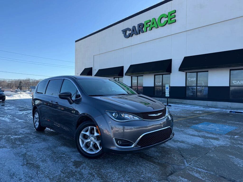 2018 CHRYSLER Pacifica