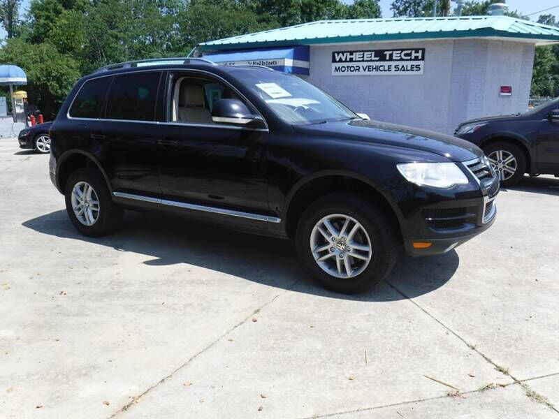 2010 VOLKSWAGEN Touareg