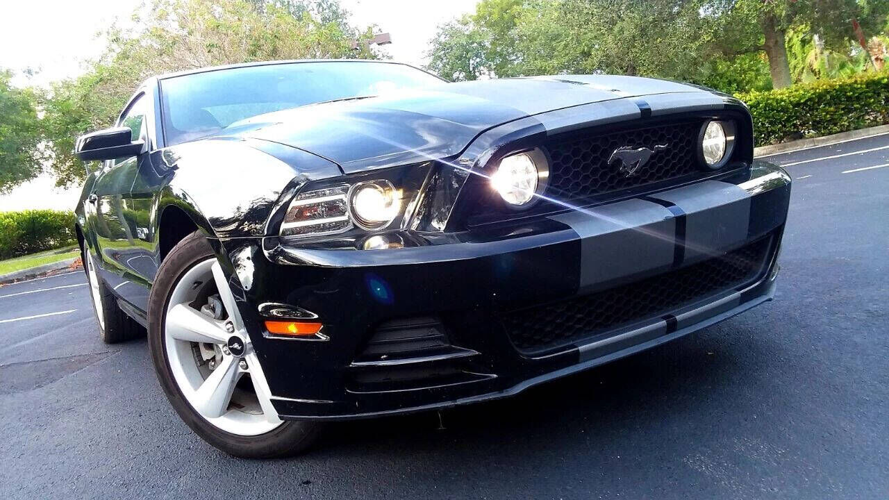 2013 FORD Mustang