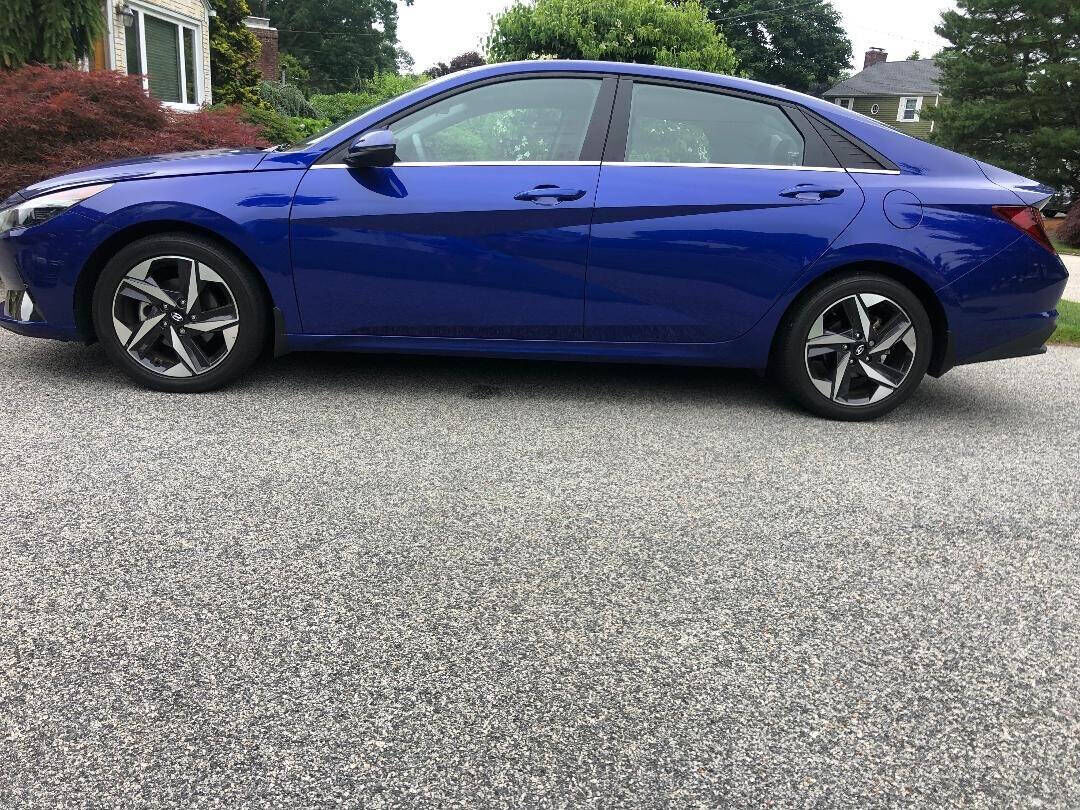 2021 HYUNDAI Elantra