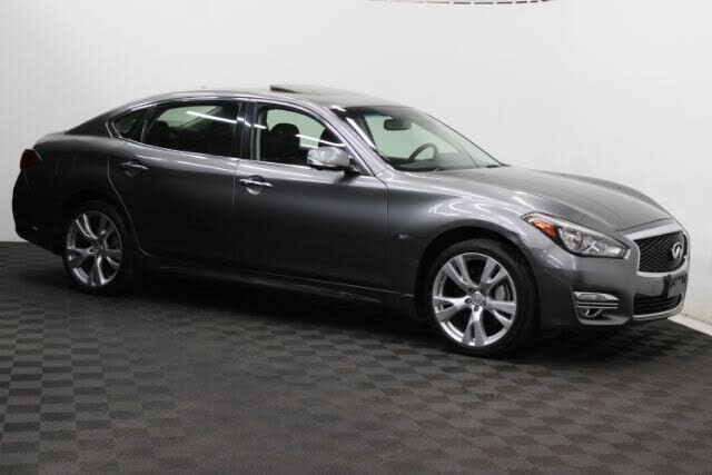 2015 INFINITI Q70L