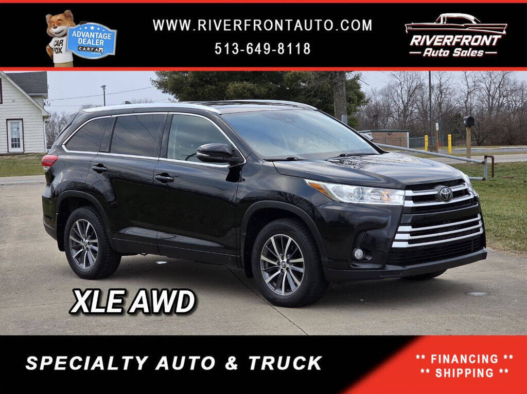 2017 TOYOTA Highlander