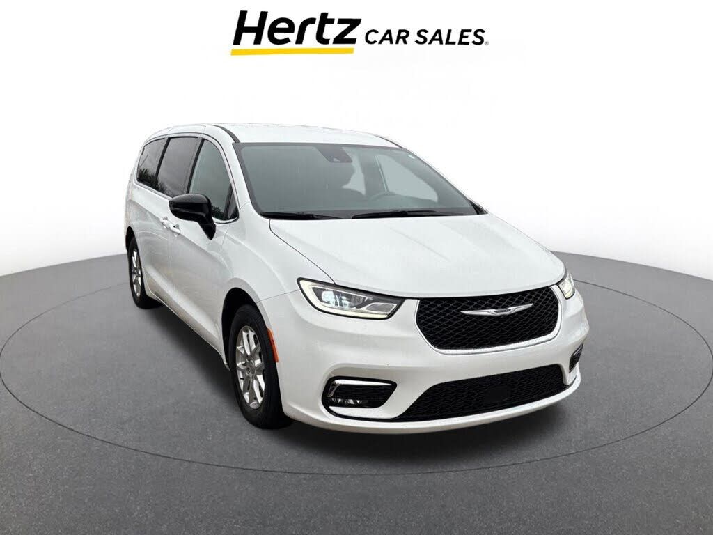 2025 CHRYSLER Pacifica