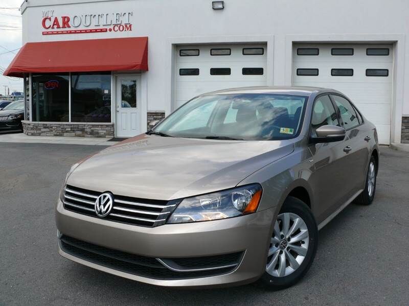 2015 VOLKSWAGEN Passat