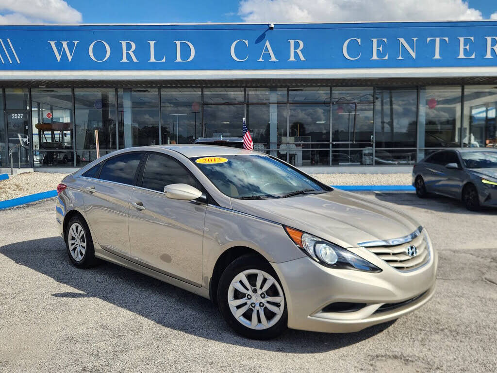 2012 HYUNDAI Sonata
