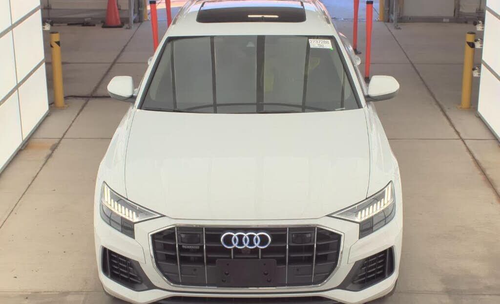 2023 Audi Q8