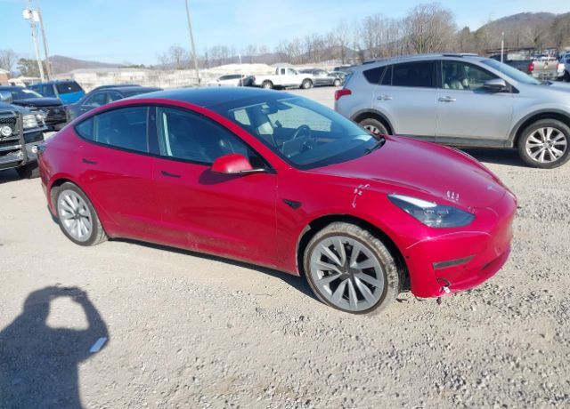 2022 TESLA Model 3