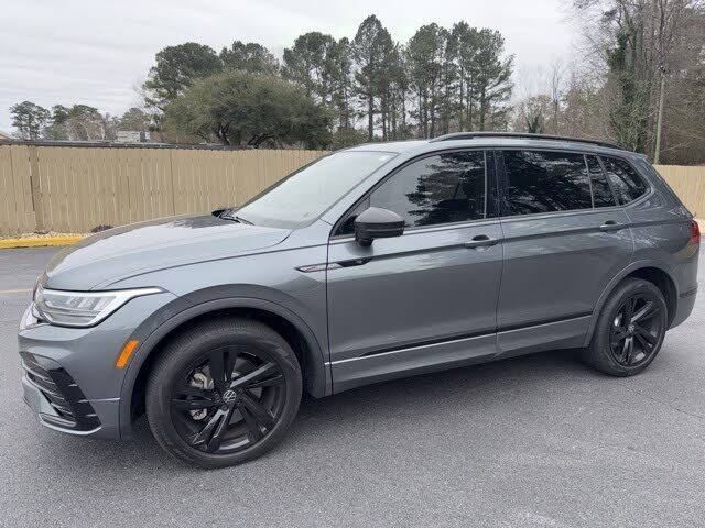 2024 VOLKSWAGEN Tiguan