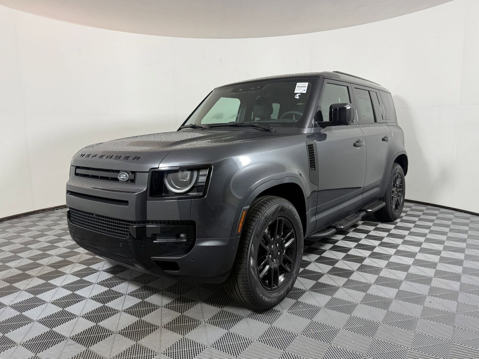 2026 LAND ROVER Defender