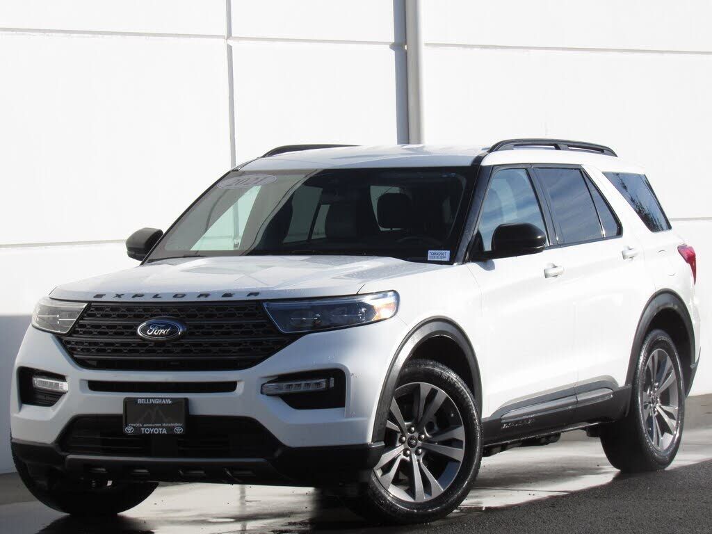 2021 FORD Explorer