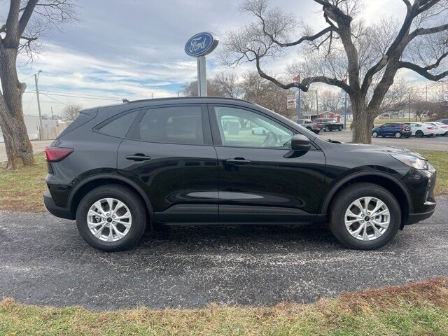 2026 FORD Escape