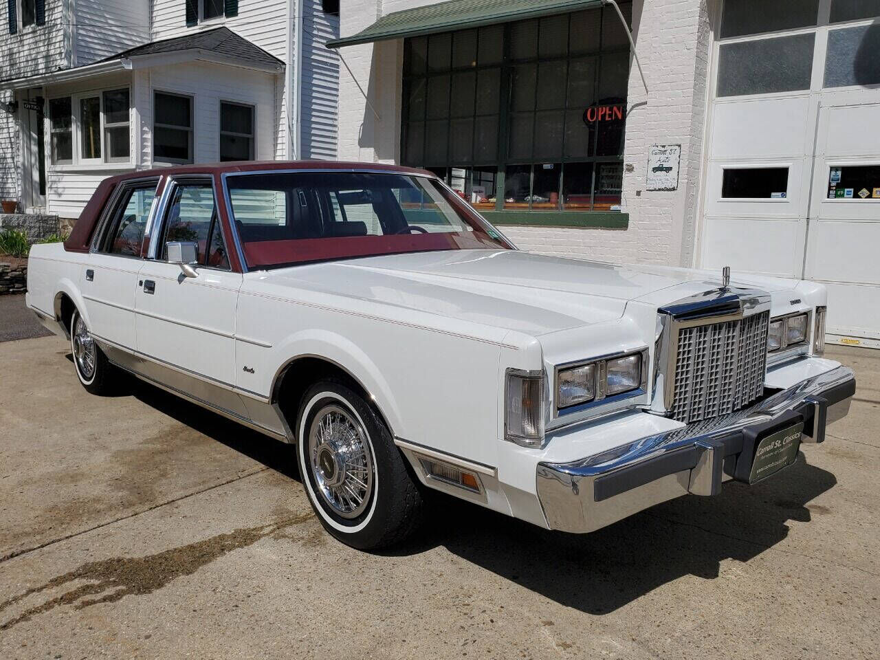 1986 LINCOLN Town Car