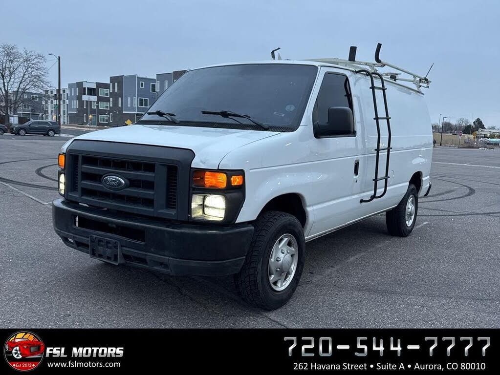 2013 FORD E-350