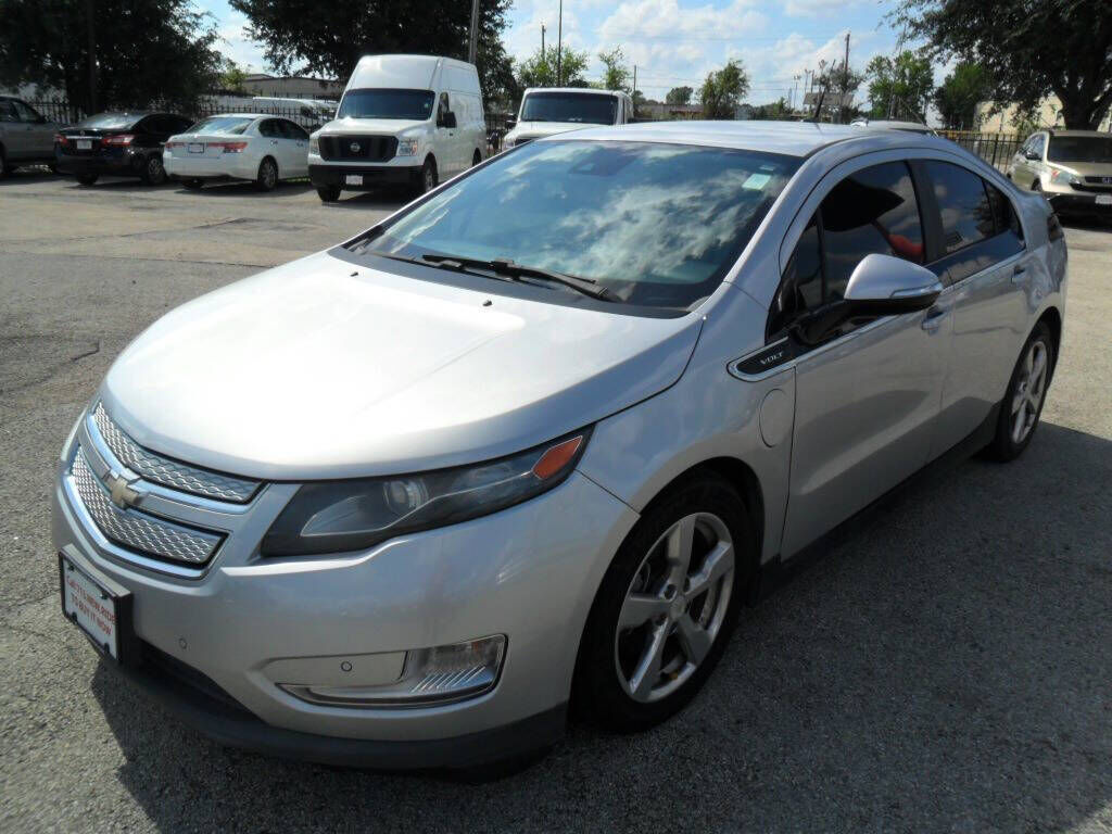 2013 CHEVROLET Volt